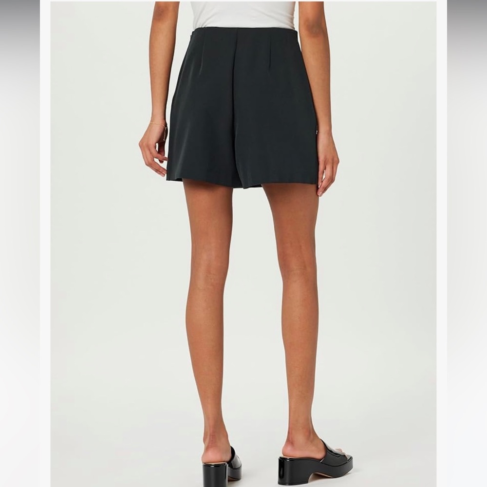 Black Mini skort - Picture 2 of 10